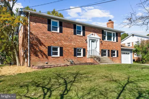 7809 Gambier Dr, Marlboro, MD 20772