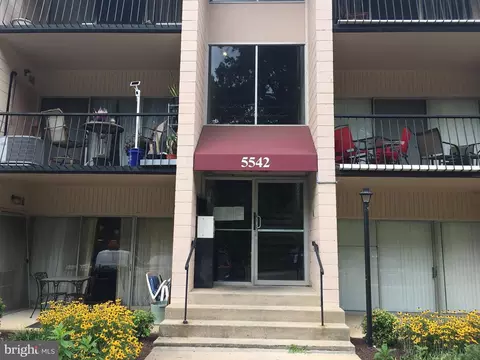 5542 Karen Elaine Dr #1512, New Carrollton, MD 20784
