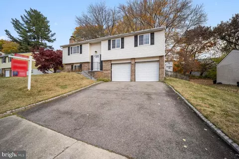 12716 Lode St, Bowie, MD 20720