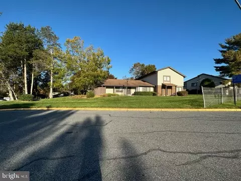 138 Big Chimney #10-3, Marlboro, MD 20774