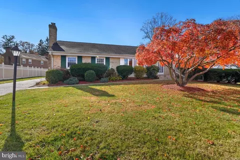 3702 Clairton Dr, Bowie, MD 20721