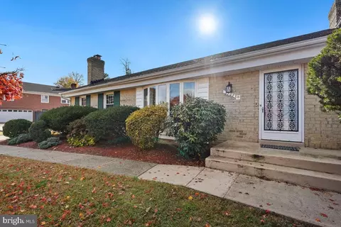 3702 Clairton Dr, Bowie, MD 20721 photo 2