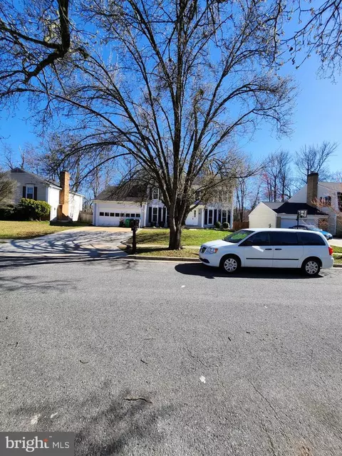 Exterior - 10401 Balsamwood Dr, Laurel, MD 20708 photo 3 of 3