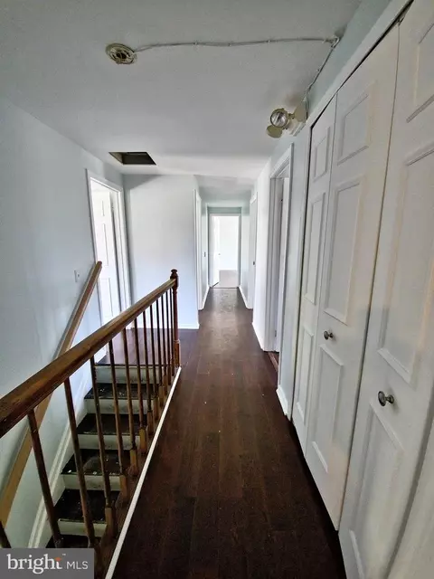 Entry Way - 10401 Balsamwood Dr, Laurel, MD 20708 photo 2 of 5