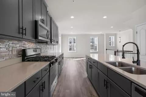 1014 Highpoint Trl, Laurel, MD 20707 photo 13