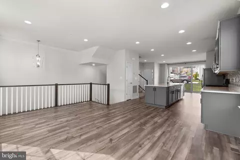 1014 Highpoint Trl, Laurel, MD 20707 photo 9