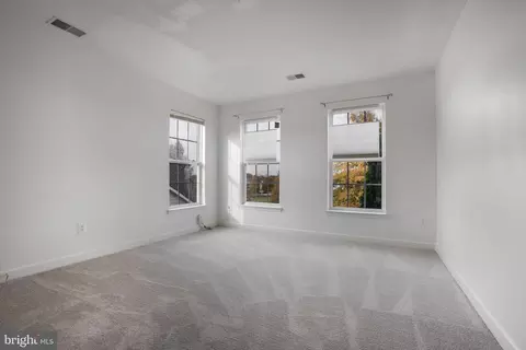 9509 Faircrest Cir, Bowie, MD 20721 photo 28