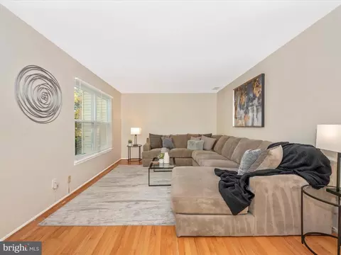 7061 Palamar Turn Turn, Lanham, MD 20706 photo 11