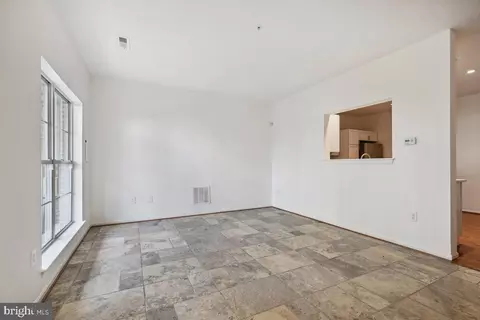 16707 Eldbridge Ln, Bowie, MD 20716 photo 4