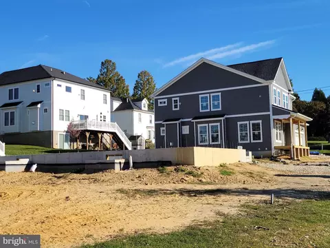 5809 Beecher St, Cheverly, MD 20785