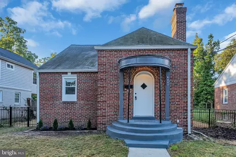 6207 Elmhurst St, District Heights, MD 20747