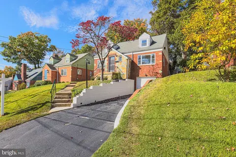 2600 Crest Ave, Hyattsville, MD 20785