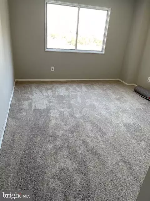 1836 Metzerott Rd #1626, Adelphi, MD 20783