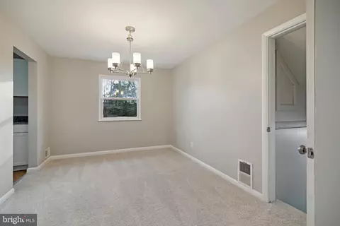 6805 97th Pl, Lanham, MD 20706 photo 10