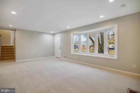 6805 97th Pl, Lanham, MD 20706 photo 16