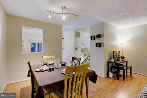 233 Castleton Pl, Marlboro, MD 20774 photo 5