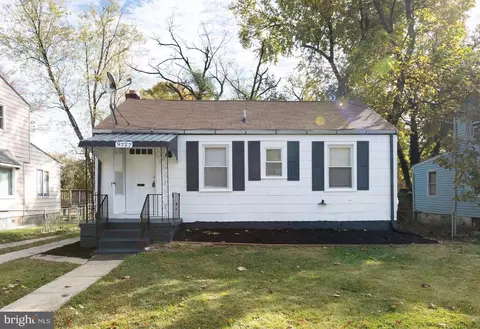 9727 53rd Ave, College Park, MD 20740