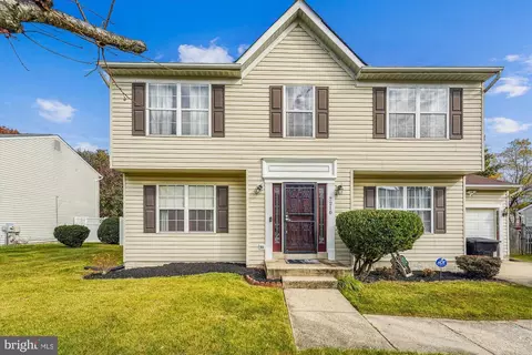 7210 Mcmillen Dr, Clinton, MD 20735