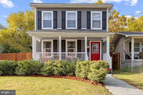 3911 Wallace Rd, North Brentwood, MD 20722