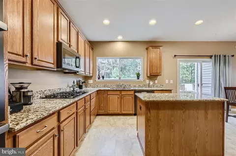 6912 Lenape Ct, Brandywine, MD 20613 photo 8