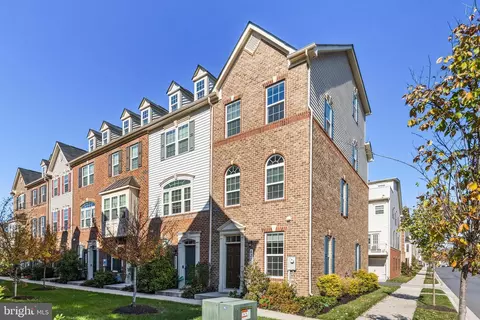 8226 Miner St, Greenbelt, MD 20770