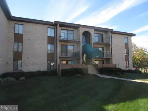 6994 Hanover Pkwy #202, Greenbelt, MD 20770