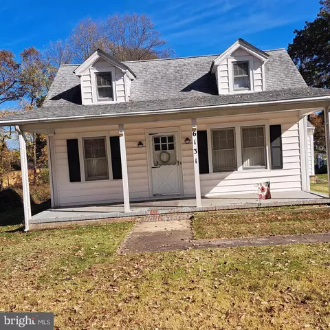 6131 Naval Ave, Lanham, MD 20706 photo 2