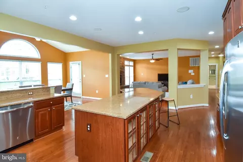 14308 Wicklow Ln, Laurel, MD 20707 photo 19