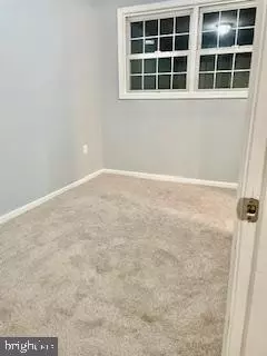 9909 Ridge St, Lanham, MD 20706 photo 25