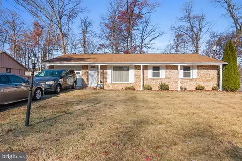13332 Santa Anita Rd, Laurel, MD 20708