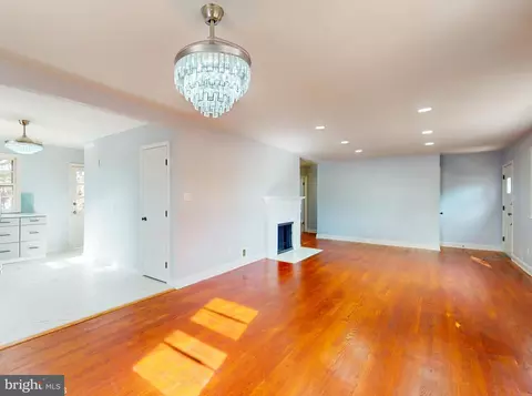 5906 Kirby Rd, Clinton, MD 20735 photo 8