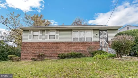 7220 Oliver St, Lanham, MD 20706