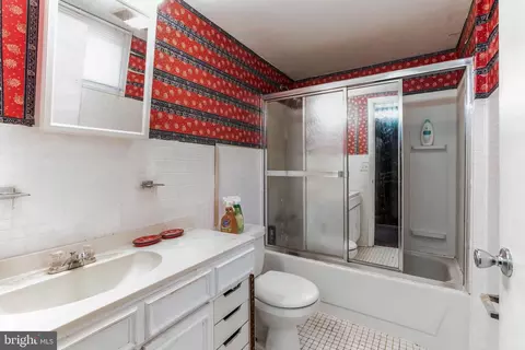 Bath - 7220 Oliver St, Lanham, MD 20706 photo 2 of 2