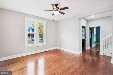 320 Laurel Ave, Laurel, MD 20707 photo 28