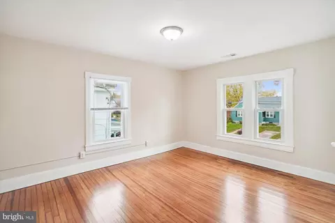 320 Laurel Ave, Laurel, MD 20707 photo 37
