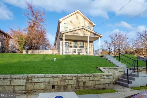 507 Eastern Ave, Fairmount Heights, MD 20743 photo 3