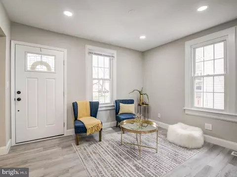 3703 35th St, Mount Rainier, MD 20712 photo 9
