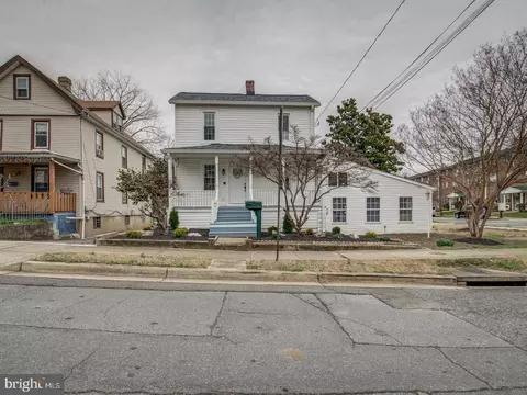 3703 35th St, Mount Rainier, MD 20712 photo 7