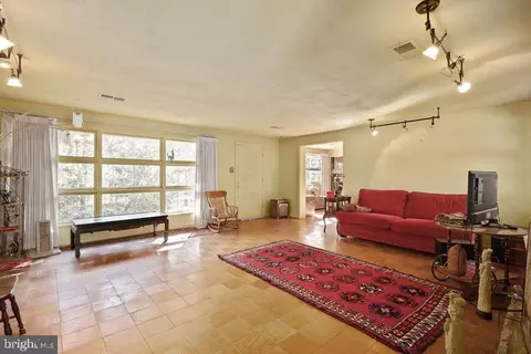 16707 Huron St, Accokeek, MD 20607 photo 4