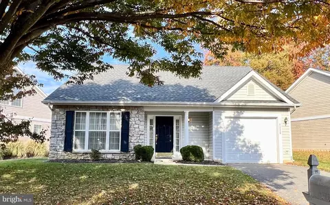 7326 Summerwind Cir, Laurel, MD 20707
