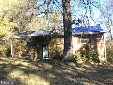 9702 Tiberias Dr, Marlboro, MD 20772