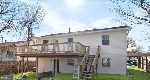 8508 Lindendale Dr, Laurel, MD 20707 photo 31