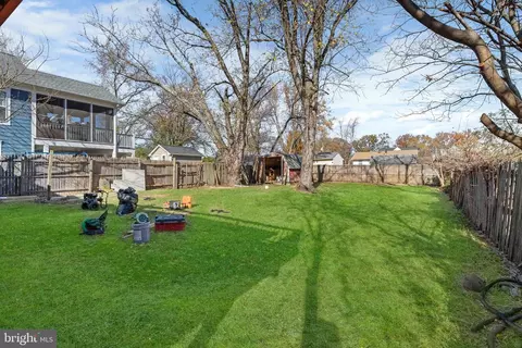 8508 Lindendale Dr, Laurel, MD 20707 photo 35