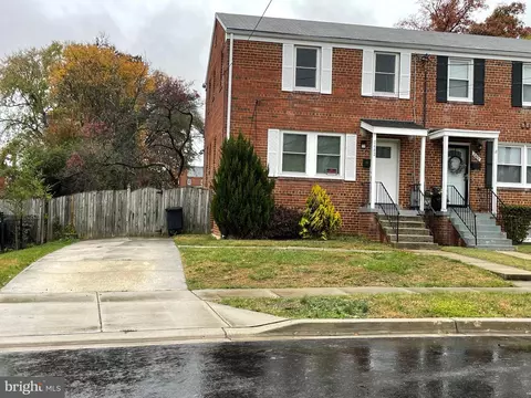 2402 Kenton Pl, Temple Hills, MD 20748