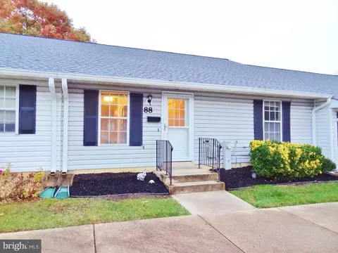 9276 Cherry Ln #88, Laurel, MD 20708
