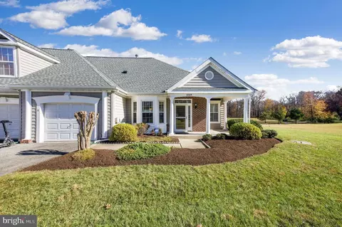 13516 New Acadia Ln, Marlboro, MD 20774