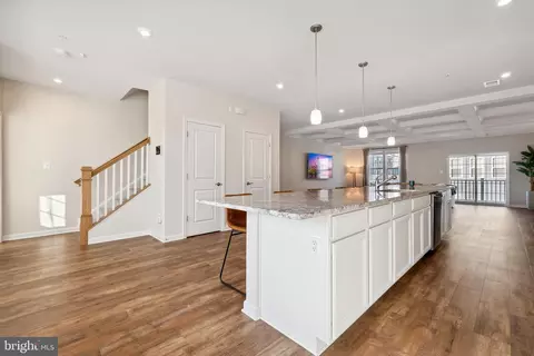 7618 Buzz Aldrin Ln, Lanham, MD 20706 photo 9
