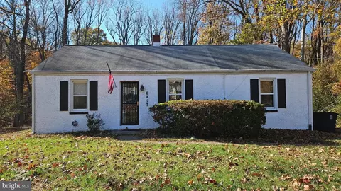 6917 Noah Dr, Fort Washington, MD 20744