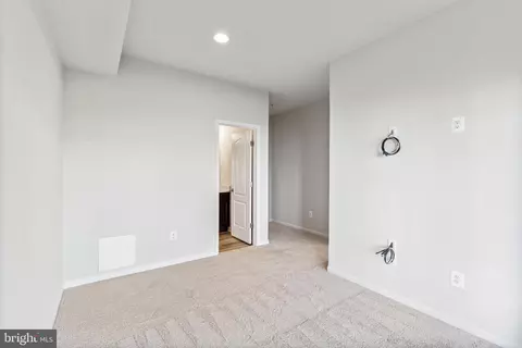 1036 Highpoint Trl, Laurel, MD 20707 photo 17