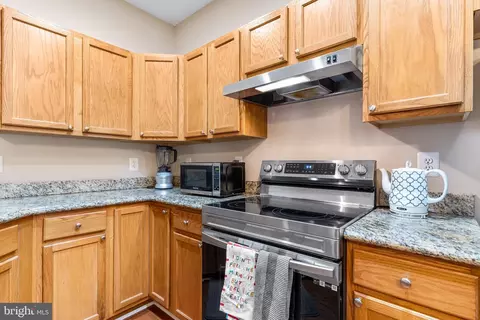 16604 Eldbridge Ln, Bowie, MD 20716 photo 11